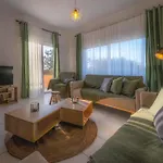 Omalia アパート *