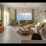 Omalia アパート Prínos